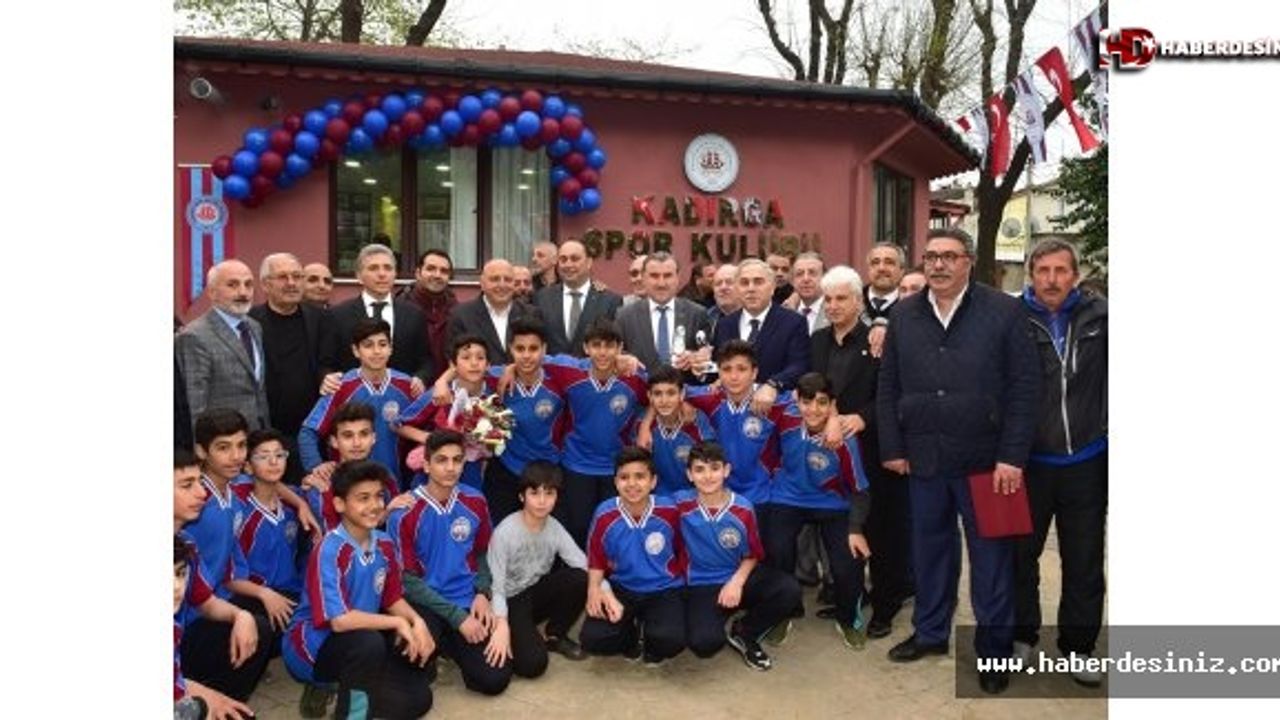 Osman Aşkın Bak, “Kadırga’dan yeniden başarılı sporcular çıkacak”