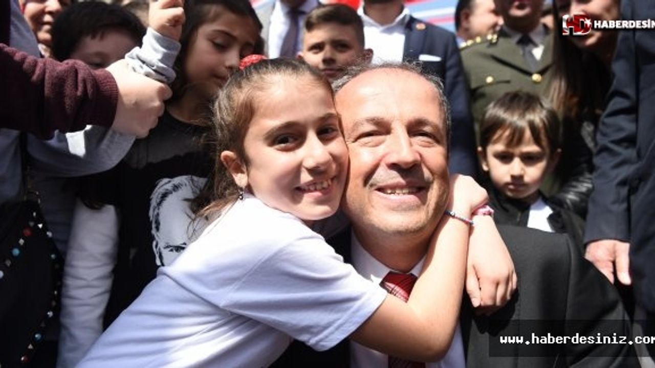 Minik Kalpler 23 Nisanı Doyasıya Kutladı