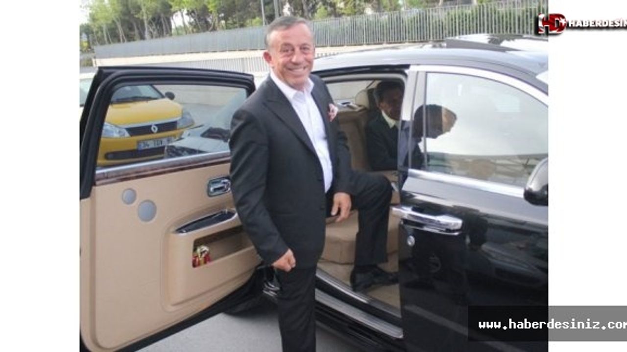 Ali Ağaoğlu arabalarını satıyor! Hangi araç kaç lira?