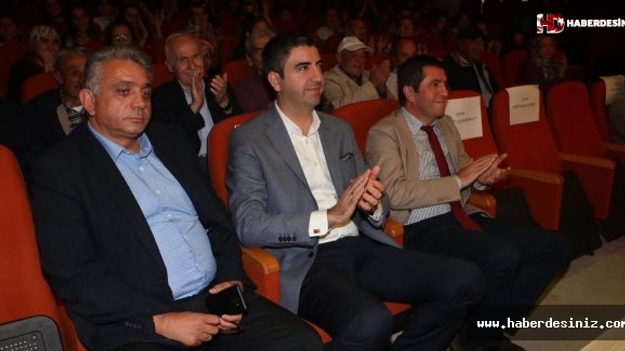 Başkan Gökhan Yüksel, 'İki Kuşağın Birleşmesi' adlı etkinlikte öğrencilerle buluştu