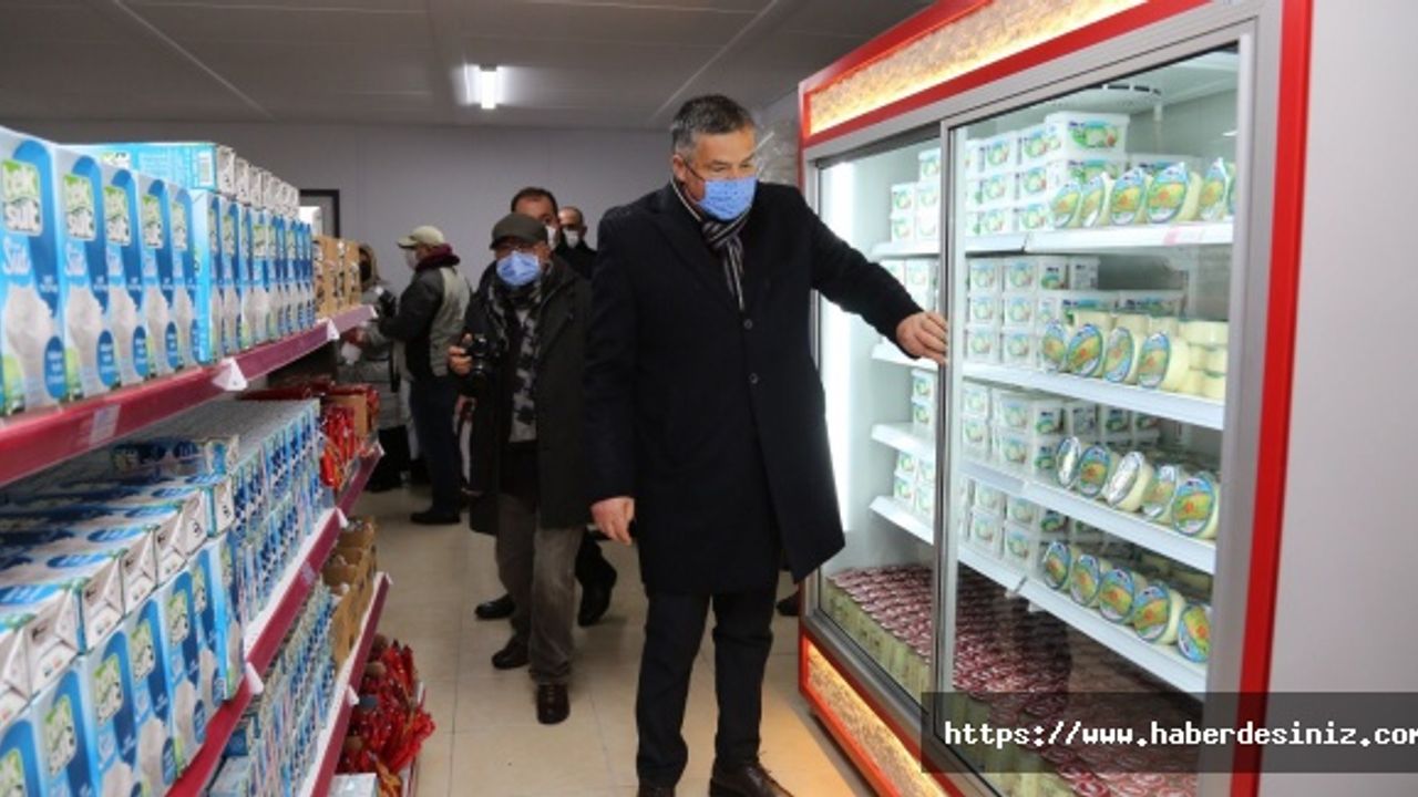 Ataşehir’de dayanışma sosyal marketlerle büyüyor