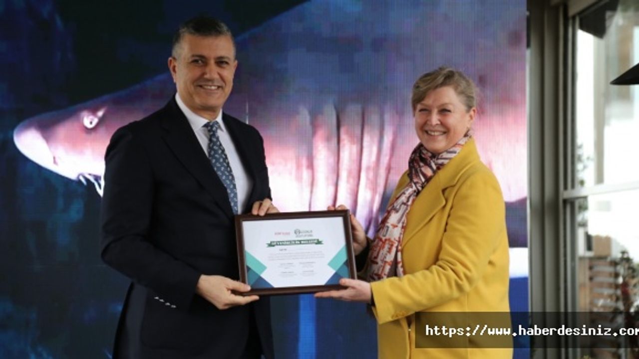 Bozkurt,“Türkiye’de İş Dünyası” dergisinin lansmanına katıldı