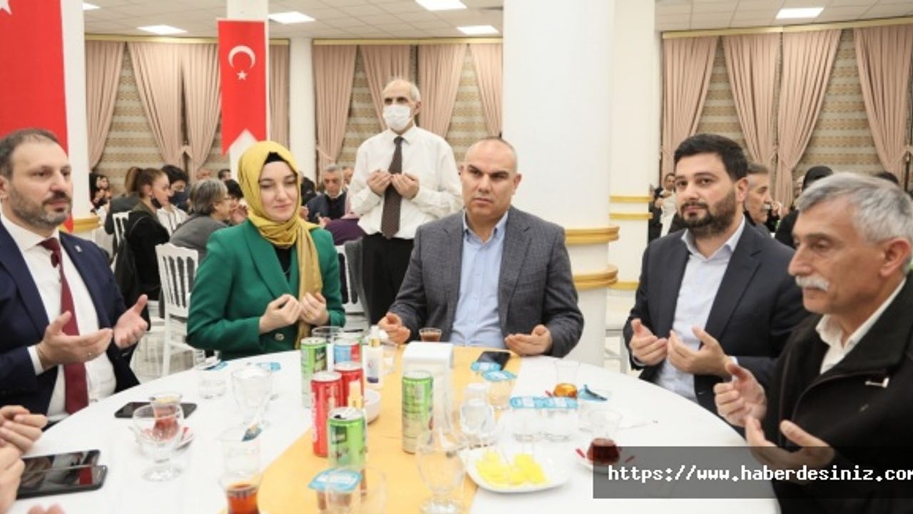 ÖZTEKİN ŞEHİT YAKINLARI VE GAZİLERLE İFTAR YAPTI