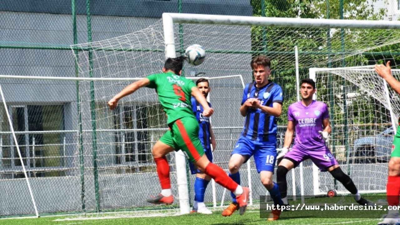 İstanbul Çat 25 Spor  deplasmanda 3-2 kazandı