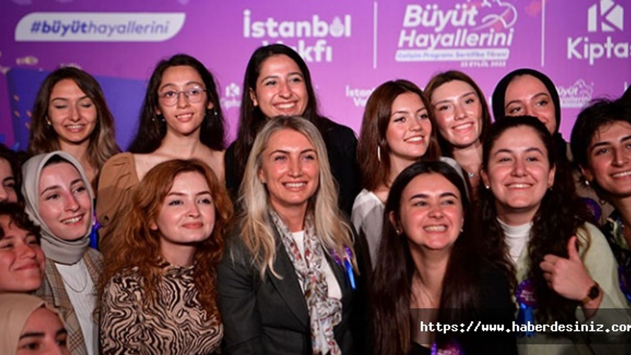 Dilek İmamoğlu'nun hayata geçirdiği projeyle genç kızların kariyerlerine önemli katkı