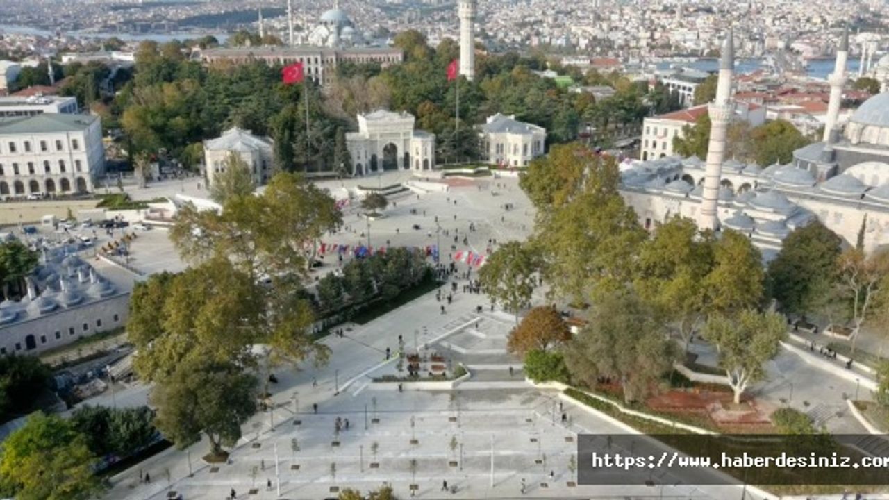 İBB, Tarihi Beyazıt meydanını eski görkemine kavuşturdu