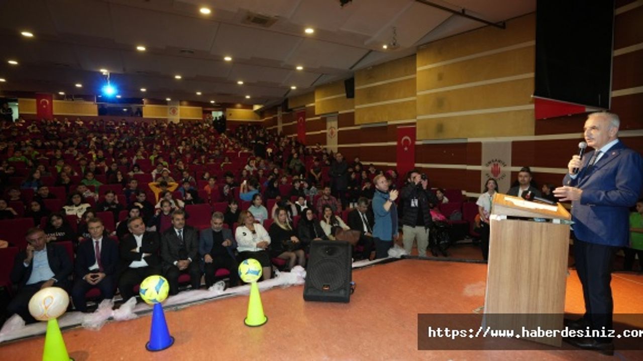 Ümraniye Belediyesi'nden okullara büyük destek