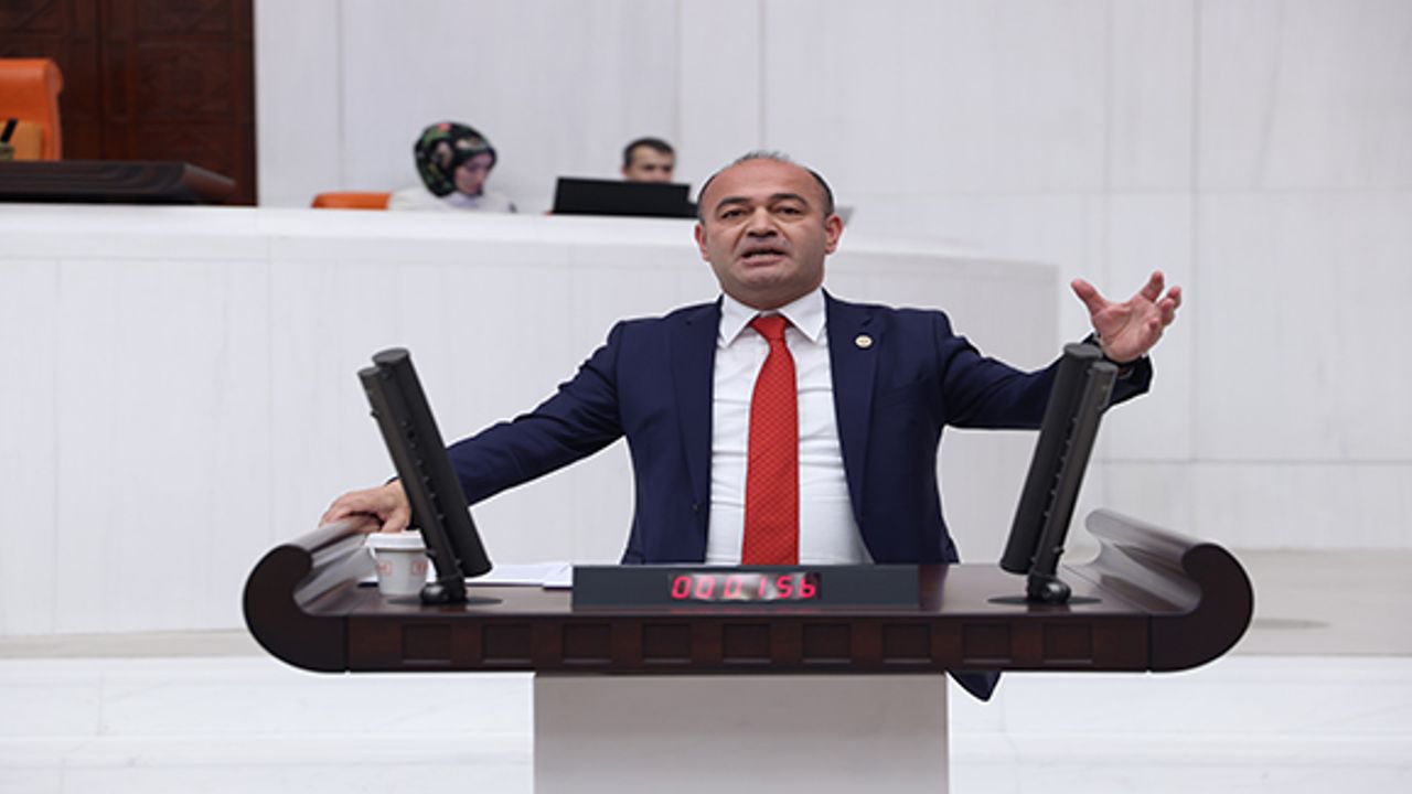 CHP'den AKP'ye Eleştiri: "Halkın İhtiyaçları mı, Yatırım Fonları mı Ön Planda?"