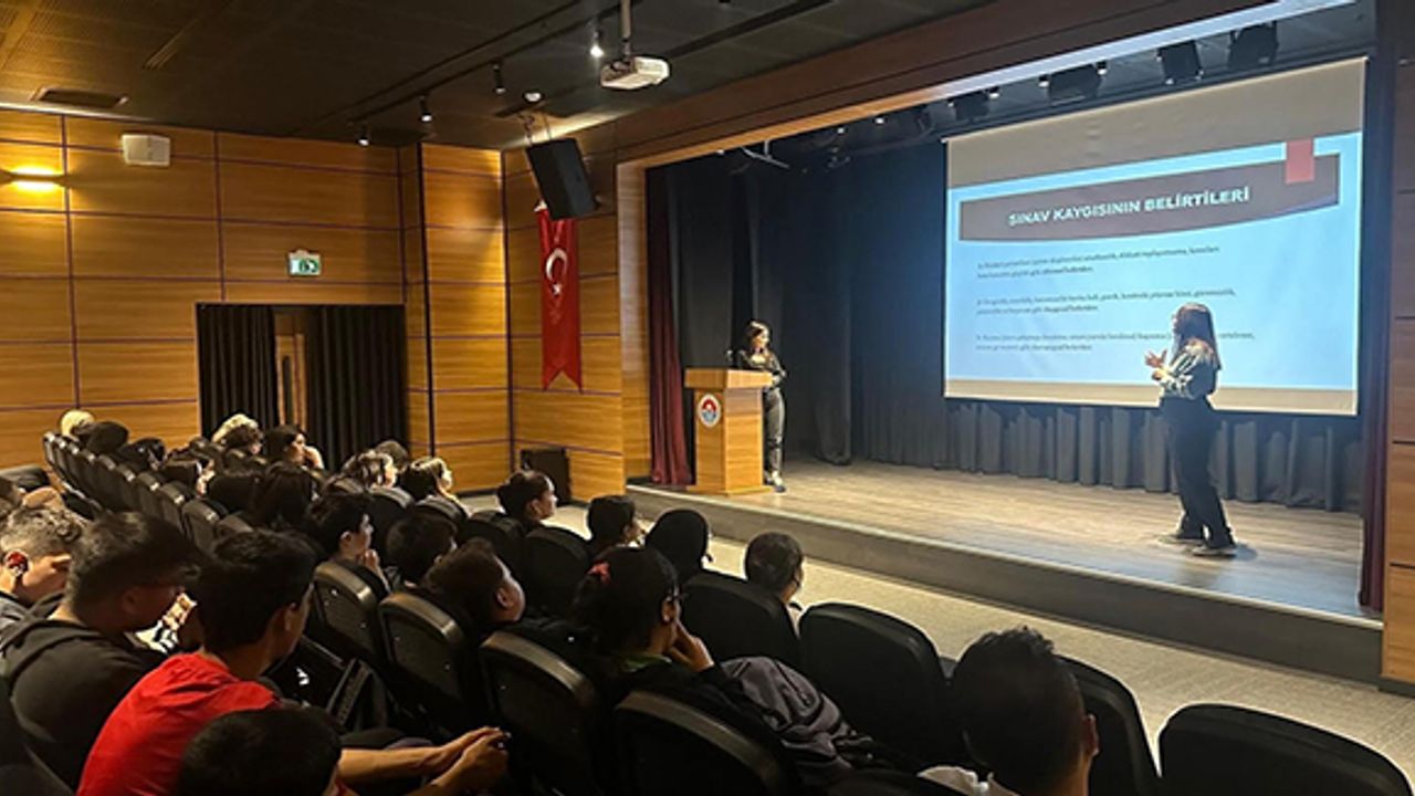 Maltepe Belediyesi'nden Öğrencilere Sınav Stresi Yönetimi Semineri
