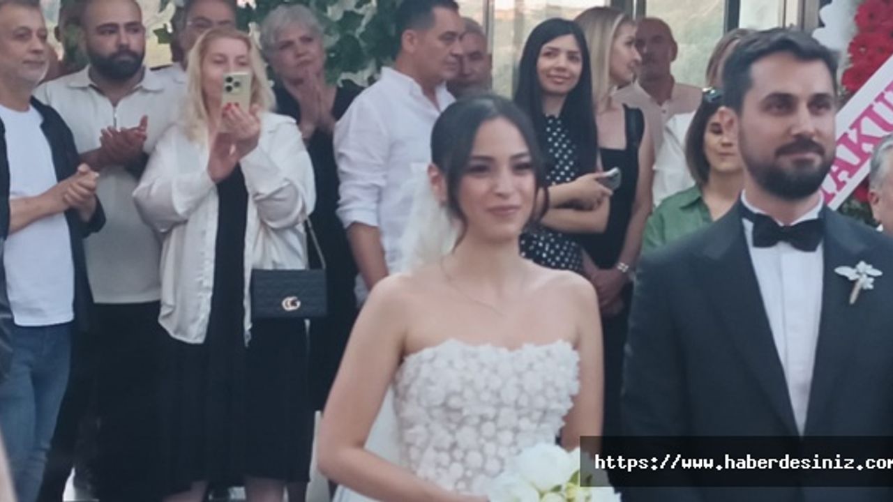 Aydemir ve Alibeyoğlu ailelerinin mutlu günü