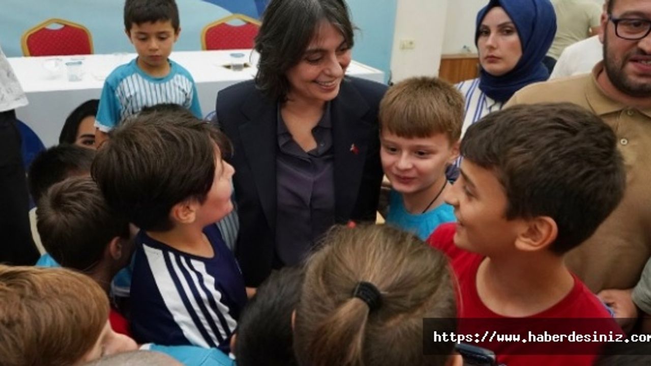 Üsküdarlı öğrenciye 4 bin 500 TL destek