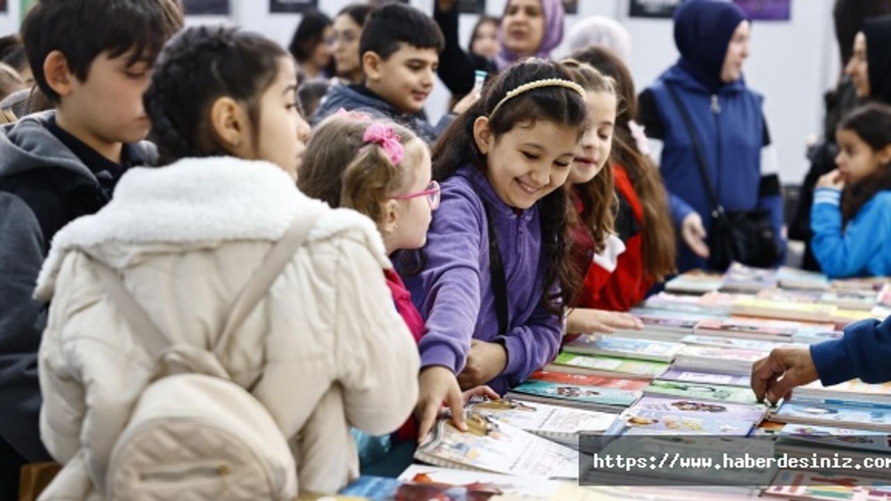 Bağcılar Kitap Fuarı (BKF) doldu taştı