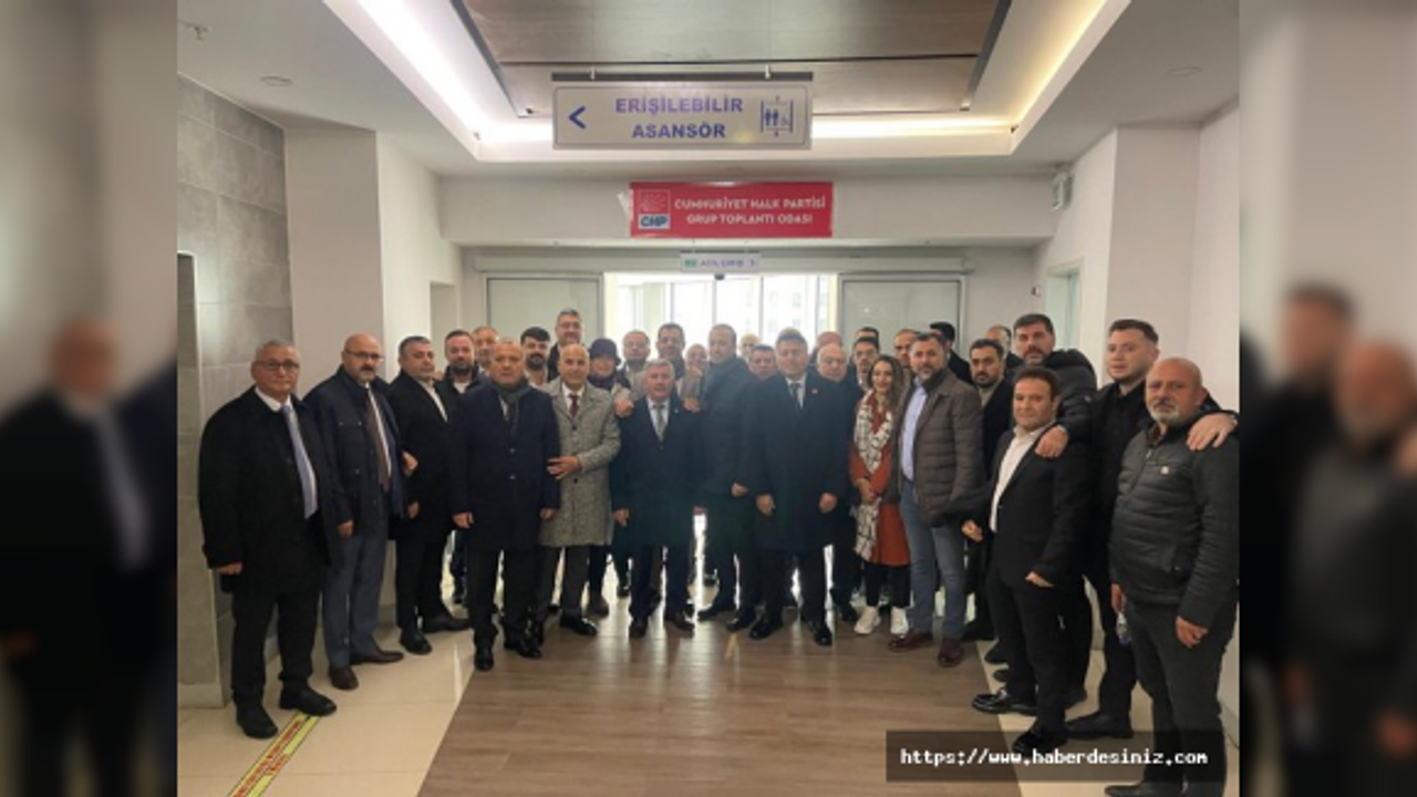 CHP'li meclis üyeleri Esenyurt Belediyesi'nde