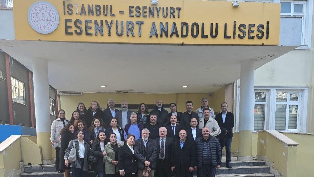 Yıllar geçse de ne eğitimden ne de dostluktan vazgeçtiler
