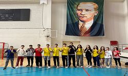 "Avcılar Belediyesi Spor Kulübü, Muay Thai Turnuvası'nda 34 Sporcudan 34 Madalya Aldı!"