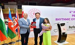 Başkan Ahmet Özer, Spora Verdiği Desteği Uluslararası Turnuvada Sürdürdü