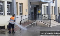 Kartal Belediyesi ekipleri okullarda iş başında