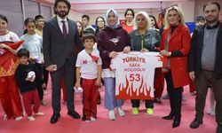 Gençlik ve Spor Bakan Yardımcısı  Sefa Koçoğlu Küçükçekmece'de