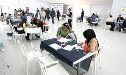 Eyüpsultan’da Kariyer ve İstihdam Fuarı Yoğun İlgi Gördü