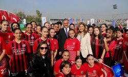 İBB, BALAT SPOR TESİSLERİ’Ni YENİLEDİ