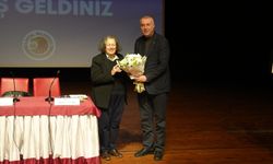 Kartal’da felsefe rüzgarı: ‘Teknoloji ve İnsan’ ilişkisi masaya yatırıldı