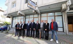 CHP heyetinden Sefaköy Kamyoncular ve Şoförler Esnaf Odası’na ziyaret