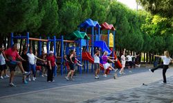 BEYLİKDÜZÜ'NDE YAZ SABAHLARI SPORLA BAŞLIYOR