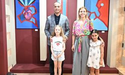 GAZİOSMANPAŞA’DA SANAT RÜZGÂRI: “YÖN” SERGİSİ SANATSEVERLERLE BULUŞTU
