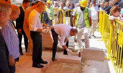 EYÜPSULTAN MEYDANI YENİLENİYOR: HEDEF 2027 RAMAZAN AYI