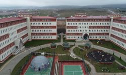 İstanbul’da Öğrenci Olmak Zor: Yurtlar Yetmiyor, Kiralar 40 Bin Lirayı Aşıyor