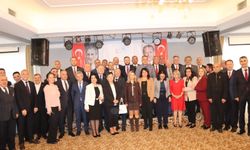 Küçükçekmece’de Muhtarlar Günü buluşması: Kaymakam Anteplioğlu muhtarlarla bir araya geldi