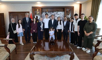 Çekmeköy Belediyesi'nin LGS Başarısı: 140 Öğrenciden Yüzde 97’si Sınavda Başarılı Oldu