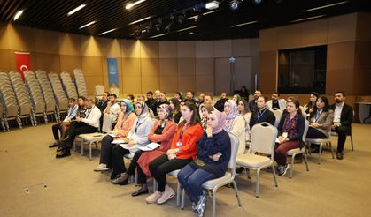 Küçükçekmece'de Kamu İhale Mevzuatı Eğitimi Verildi