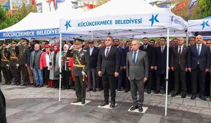 Küçükçekmece’de Cumhuriyet’in 103. Yılı Resmi Törenle Kutlanmaya Başlandı