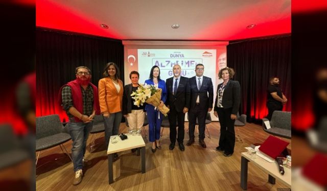 Beyoğlu'nda Alzheimer farkındalığı günü