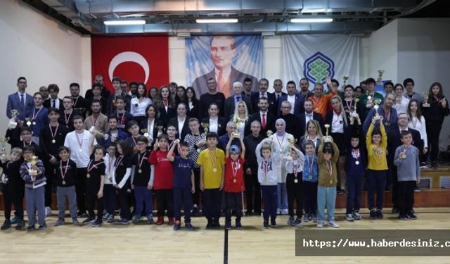 Bakırköy'de sporcular madalyalarına kavuştu