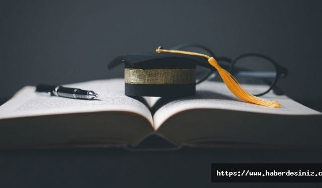 Mezun olan yurtdışına kaçıyor