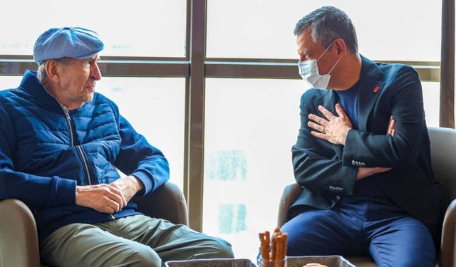 Altan Öymen’in Ardından Özgür Özel’den İlk Açıklama: “Yerini Nasıl Doldururuz, Bilmiyorum”