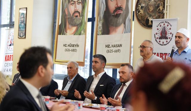 Aşure Sofraları Kartal’da Gönülleri Buluşturdu