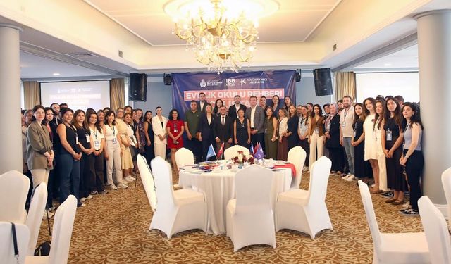 Küçükçekmece’de “Evlilik Okulu Rehberi Çalıştayı” Gerçekleştirildi