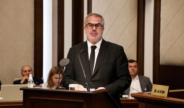 CHP’li Erdoğan’dan AK Parti İlçe Başkanına Sert Sözler: “Şov Yapmaya Gerek Yok”