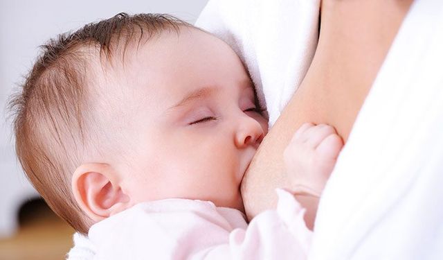 Uzmanlar: “Her annenin sütü kendi bebeği için eşsizdir”
