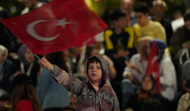 Kartal’da Basketbol Coşkusu Sokaklara Taştı