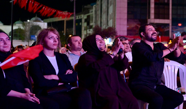 Esenyurt’ta Yarı Final Coşkusu