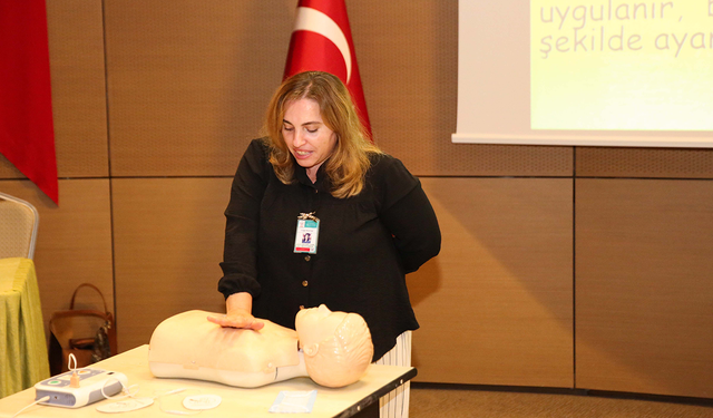 KÜÇÜKÇEKMECE’DE PERSONELE İLK YARDIM BİLGİSİ