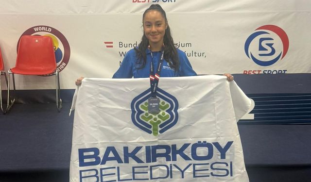 MİLLİ KARATECİ MÜŞERREF GÜMÜŞ MADALYAYLA DÖNDÜ