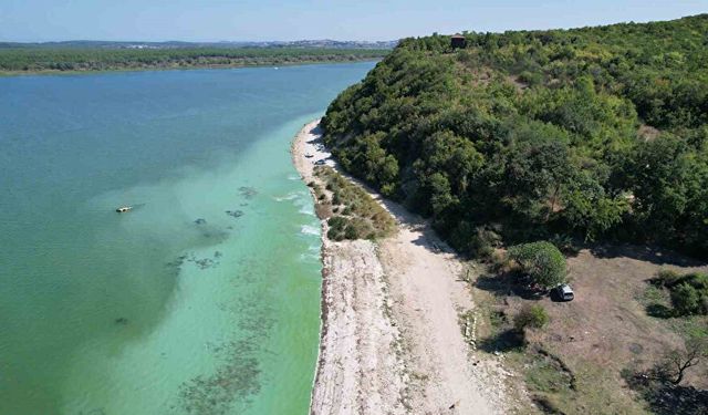İstanbul'un içme suyu kaynağı Terkos Gölü yeşile döndü