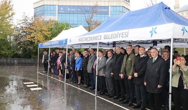 Küçükçekmece’de 19 Ekim Muhtarlar Günü Törenle Kutlandı