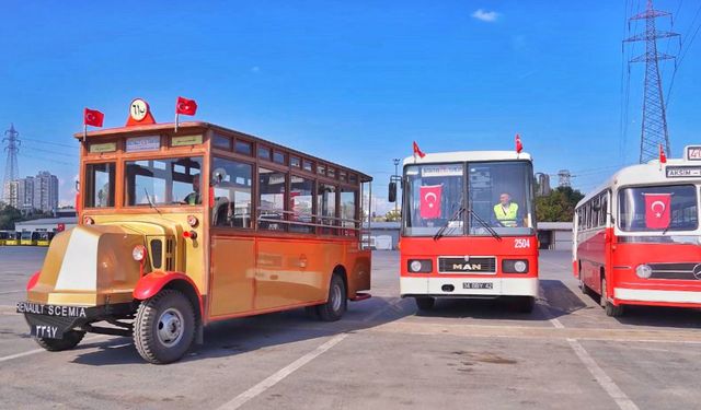 Cumhuriyet Bayramı’nda Nostaljik İETT Araçları