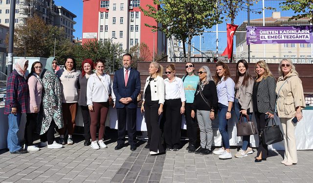Kadınların El Emeğiyle Hazırlanan Ürünler Küçükçekmece’de Sergilendi